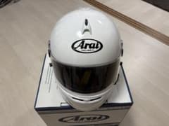 ゆうさま専用「内装極美品」 Arai フルフェイスヘルメット ホワイトのサムネイル