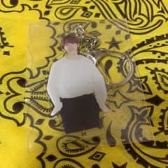 Bom.様専用 ドギョム アクリルキーホルダーのサムネイル