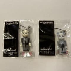 OriginalFake KAWS BE@RBRICK 70% 2個セットのサムネイル