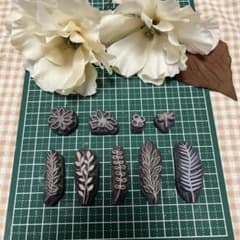 ＊消しゴムはんこ ＊ 植物モチーフ 8個トンボ1個の9個セットのサムネイル