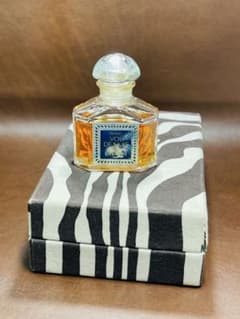 箱付き ゲラン 夜間飛行 ヴォルドニュイ パルファム 15ml 箱付き ゲラン 夜間飛行 ヴォルドニュイ パルファム 15ml - メルカリ