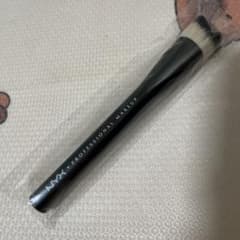 NYX プロフェッショナル メイクアップ ファンデーションブラシのサムネイル