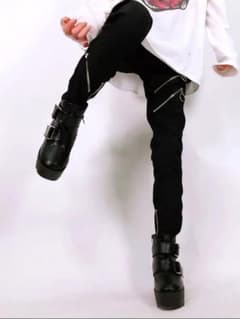 NieR 裏起毛 SEVEN ZIPPER STYLISH PANTS ニーアのサムネイル