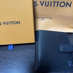 LOUIS VUITTON 二つ折り財布 ブラックのサムネイル
