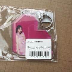 イコールラブ アクリルキーホルダー キービジュアル 佐々木舞香 - メルカリ