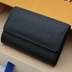 【美品】ルイヴィトン ミュルティクレ6 タイガ キーケース アルドワーズ 黒系 ルイヴィトン タイガ アルドワーズ ミュルティクレ6 キーケース6連