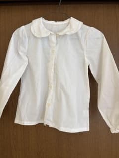 西松屋　キッズ 長袖ブラウス ホワイト 130cmのサムネイル