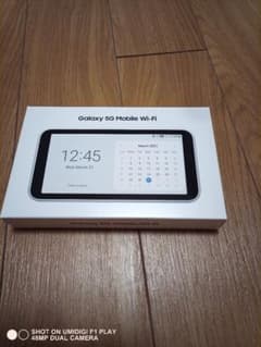 Galaxy 5G Mobile Wi-Fi SCR01SWU ホワイトのサムネイル
