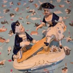 アンティーク KPM フィギュリン ドイツ高級陶磁器 人形置物 - メルカリ