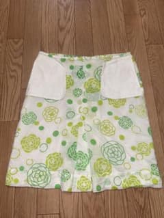 custo barcelona レディース スカート ホワイト グリーン 花柄 custo barcelona レディース スカート ホワイト グリーン 花柄 - メルカリ