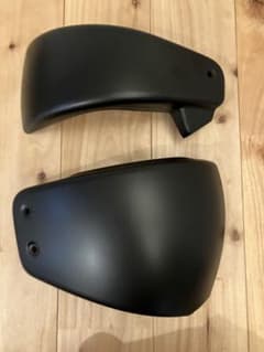 【美品】ハーレー純正 M8ソフテイル サイドカバー 左右セット マットブラックのサムネイル