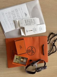 HERMES LES MAINS HERMES ネイルオイルのサムネイル