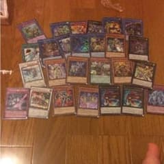 遊戯王 レアカードまとめ売りのサムネイル