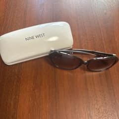 NINE WEST サングラス ケース付きのサムネイル