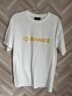 BINANCE（バイナンス）公式ロゴTシャツ ホワイト Mサイズのサムネイル