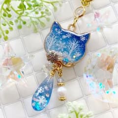 レジン　冬のねこちゃん　キーホルダーのサムネイル