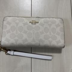 COACH ホワイト 長財布のサムネイル