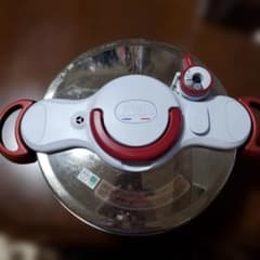 T-fal Clipso Minut 圧力鍋のサムネイル