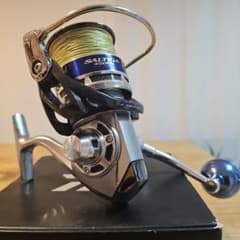 DAIWA 10SALTIGA 4500H スピニングリールのサムネイル