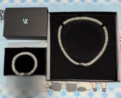 希少商品】VARTIX #LUVネックレス&ブレスレットホワイトカラーセット