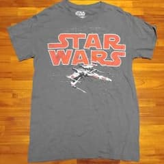 値下げしました。スターウォーズのTシャツです。のサムネイル