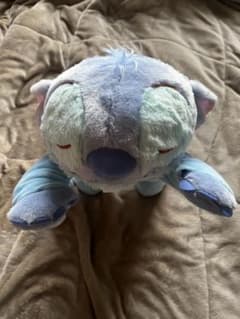 スティッチ ふんわり寝そべりV-BIGぬいぐるみ ロンパース