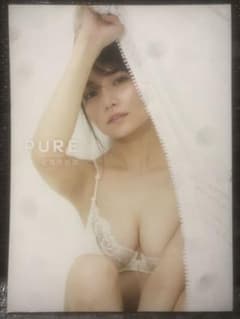 似鳥沙也加　photo BOOK PURE 写真集のサムネイル