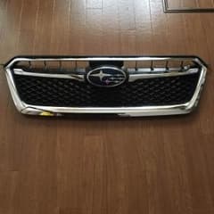 スバルインプレッサスポーツ フロントグリルのサムネイル