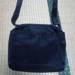 お値下げ(^^)アニエスb黒ショルダーバッグのサムネイル