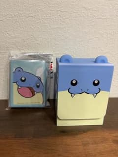 海外ポケモンセンター限定　タマザラシデッキケース＆スリーブセット m55037566979_1.jpg?1781334670