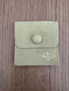 Van Cleef & Arpels スエード ポーチ Van Cleef & Arpels スエード調 ポーチ - メルカリ