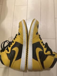 NIKE AIR JORDAN 1 ハイカット イエロー×ブラックのサムネイル