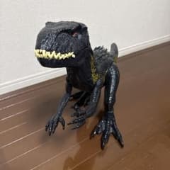 ジュラシックワールド インドラプトル フィギュアのサムネイル