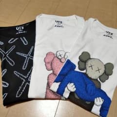 KAWS UT 3枚セットのサムネイル