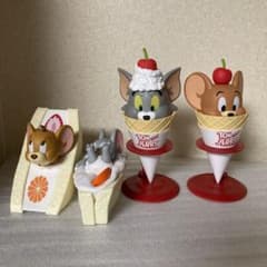 トムとジェリー アイスクリーム　Fruit Sandwich フィギュア