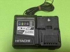 中古品。HITACHI UC18YDL 急速充電器 14.4V-18V対応のサムネイル