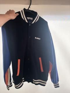 XLARGE スタジャン M ブラック/オレンジ/ブルー - メルカリ