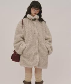 日曜日までの最終値下げ】loin nuit ニュアンスボタンプードルコート