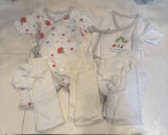 【美品】ベビー肌着 5枚セット はらぺこあおむし 無地のサムネイル