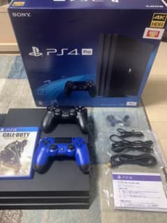 PlayStation4 Pro 1TB +コントローラー2個+ソフト1個付のサムネイル