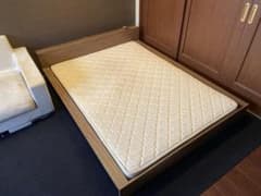 Thumbnail of ローベッド ダブル マッドレス付 モダン 中古 美品 使用感無し