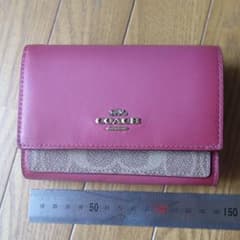 COACH　財布　ピンクのサムネイル