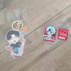 Riko.様専用 BTS SUGA ジミンアクリルスタンド キーホルダーセットのサムネイル