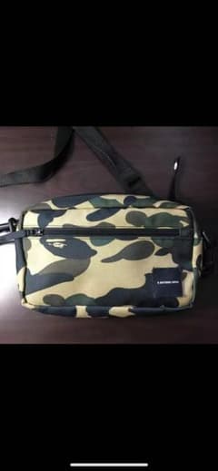 BAPE カモ ショルダーバッグのサムネイル