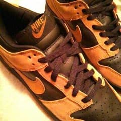 Nike スニーカーのサムネイル