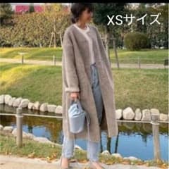 完売　zara リバーシブルコートのサムネイル