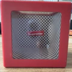 Supreme 貯金箱 レッドのサムネイル