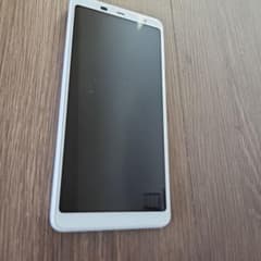 arrows Be3 F-02L docomo 本体 ホワイト 美品（２台）のサムネイル