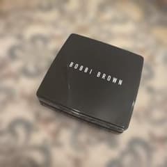 BOBBI BROWN プレストパウダーのサムネイル