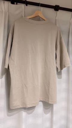 UNIQLO U XL ベージュ Tシャツのサムネイル